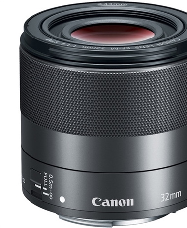 DPReview reviews the EF-M 32mm 1.4
