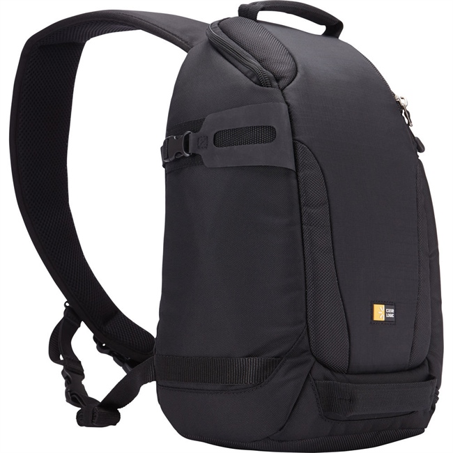 Deal: Case Logic compact sling bag
