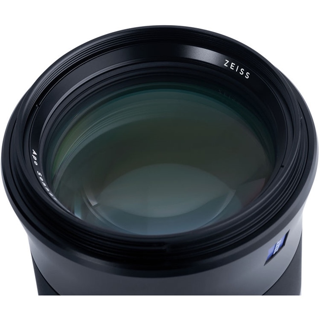 Zeiss Otus 100mm f/1.4 Review