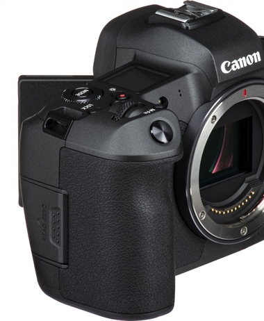 New Rumor: 2019 Roadmap and a odd EOS R camera coming