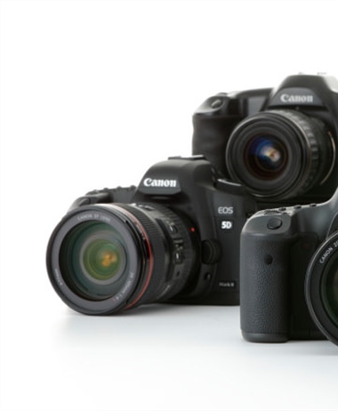 Canon celebrates production of 100 million EOS-series...