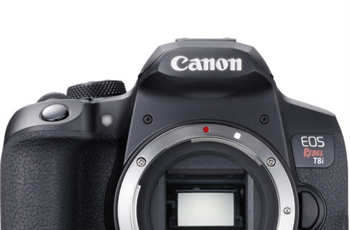 Canon delays shipping the Canon Rebel T8i/850D