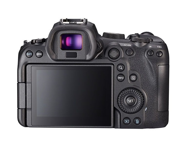First images of the EOS R6 appear
