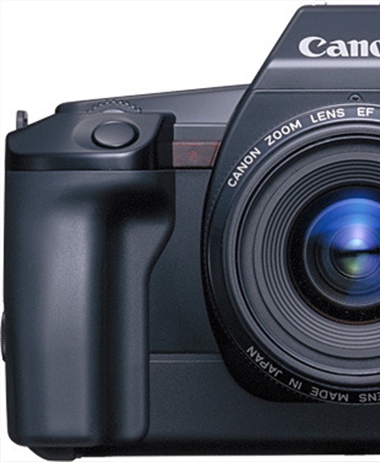 Canon celebrates the 35th anniversary of the EOS system next month