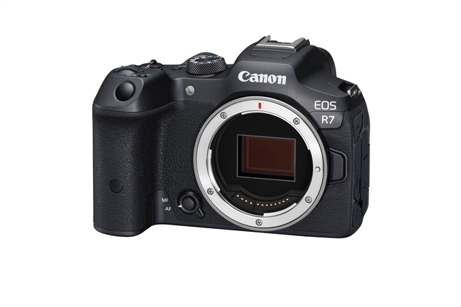 Canon officially announces the R10 and the R7