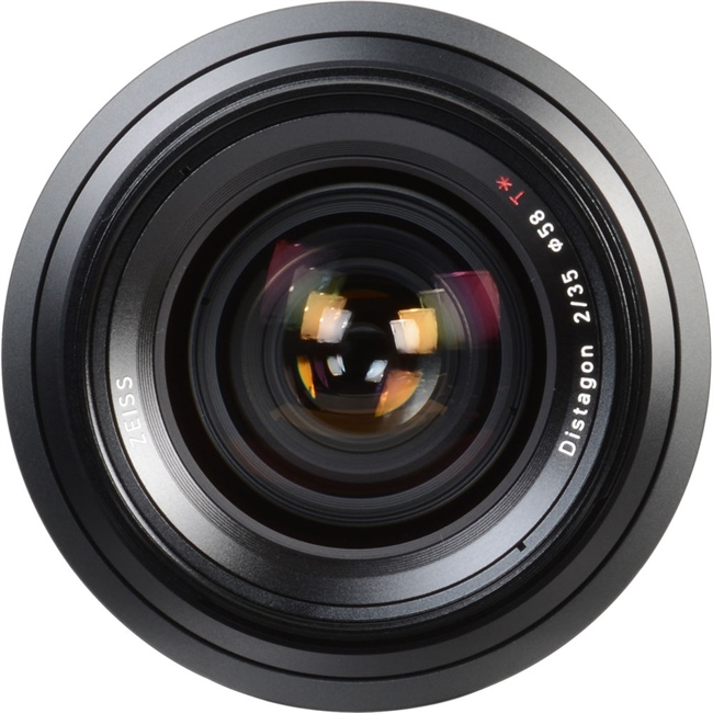 ZEISS Milvus 35mm f/2 ZE Lens (Canon EF) – $400 Off at B&H Photo