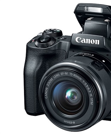First looks at the Canon EOS-M50