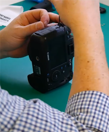 Watch a time lapse of a Canon shutter replacement