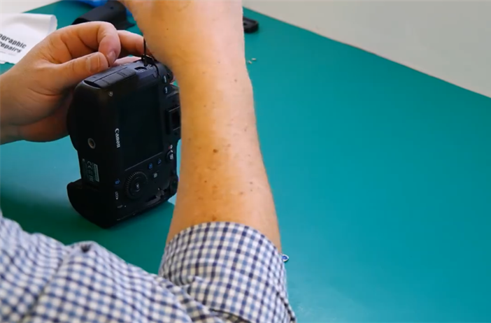 Watch a time lapse of a Canon shutter replacement
