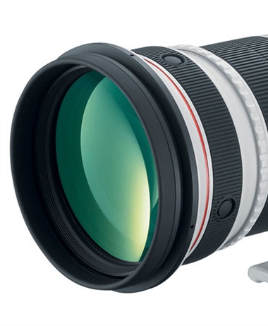 Rumor: Two new big white lenses to come this Photokina?