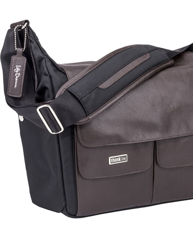 Deal of the Day: Lily Deanne Mezzo Premium-Quality Camera Bag
